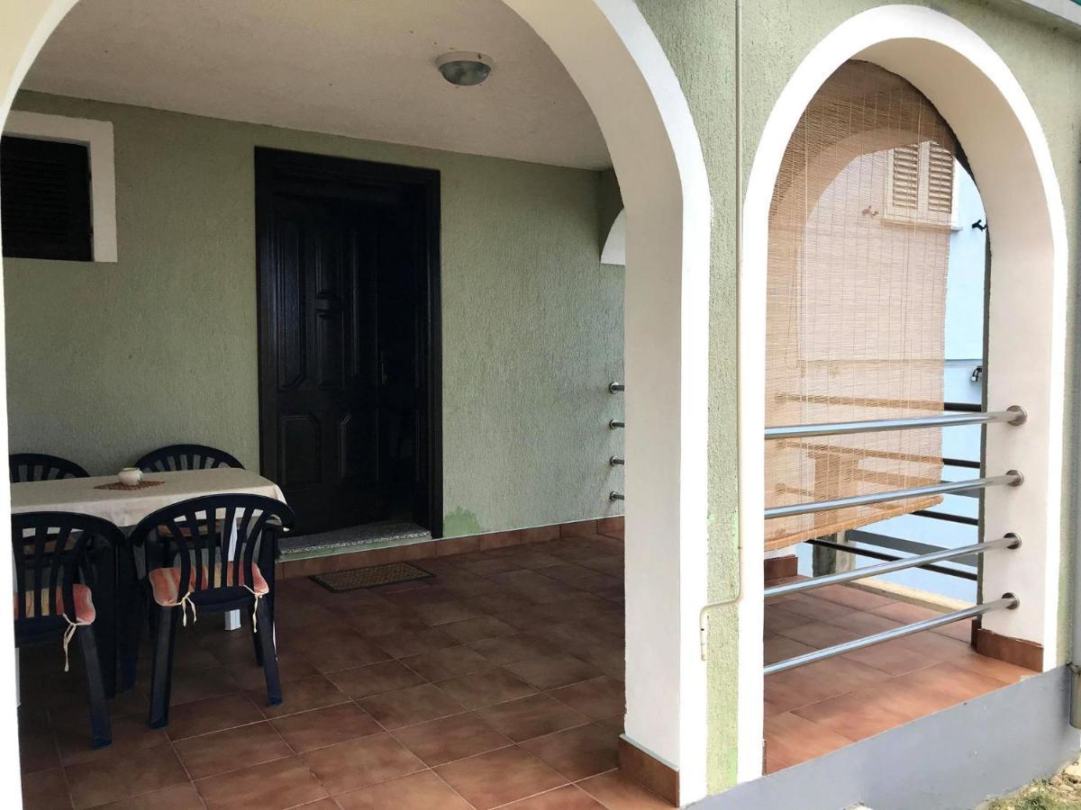 Apartment Misic Ртина Екстериор снимка