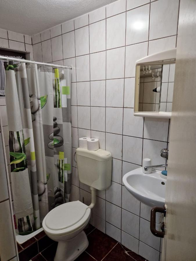 Apartment Misic Ртина Екстериор снимка