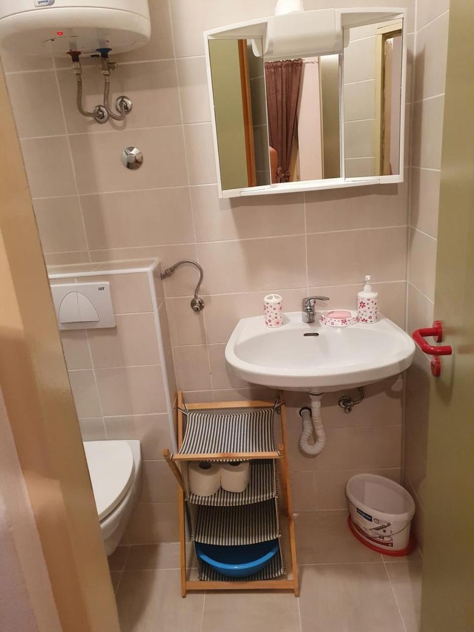 Apartment Misic Ртина Екстериор снимка